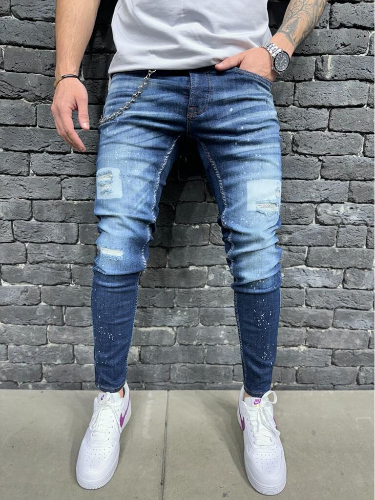 8974
